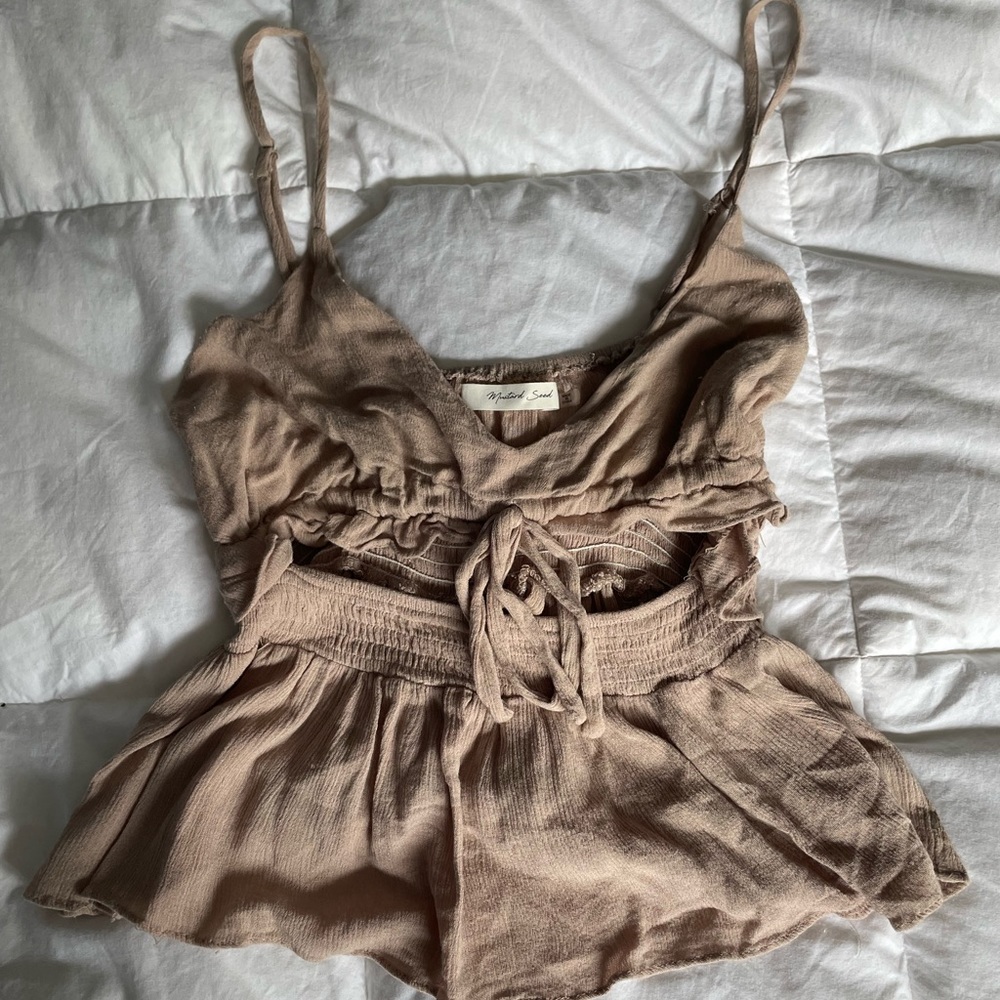 Ruffle crop top
